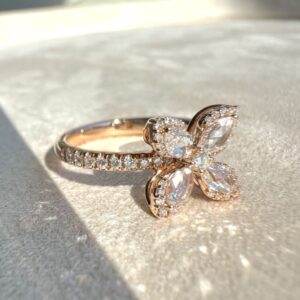ピンクゴールド シャープフラワーリング